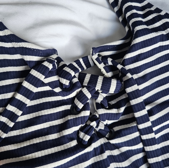 Aerie striped one piece - Picture 3 of 4